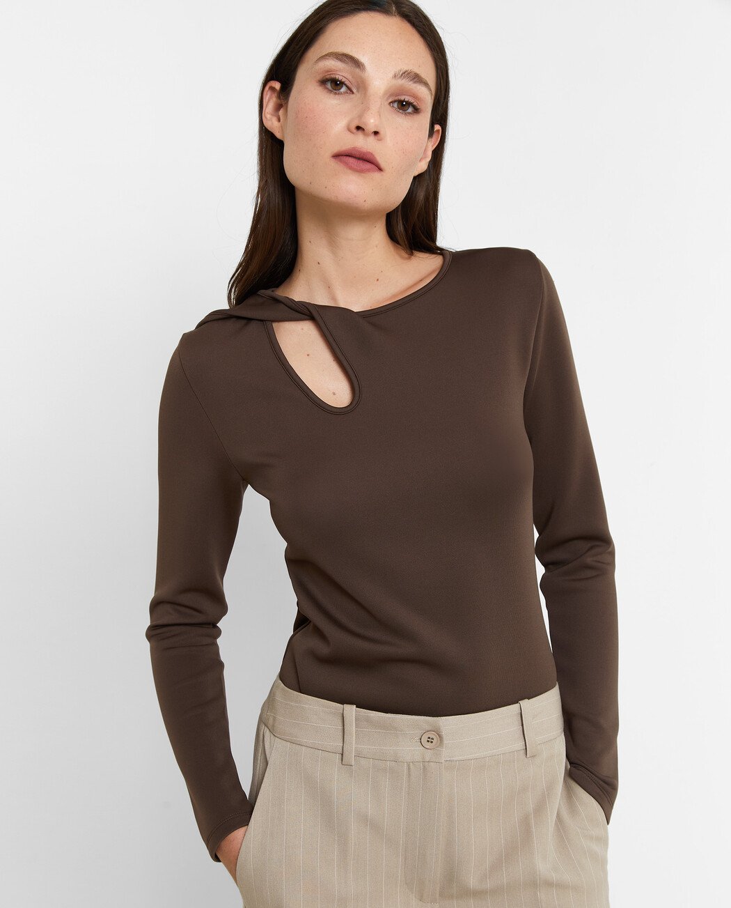 CAMISETA DETALLE