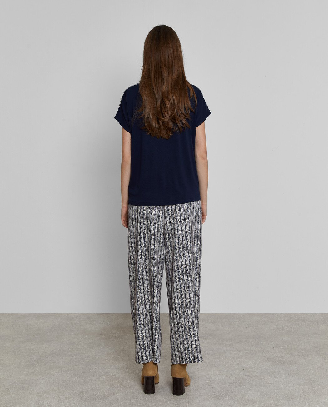 PANTALÓN FLUIDO ESTAMPADO