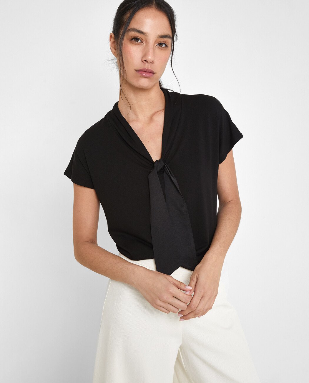 BLUSA DETALLE LAZO