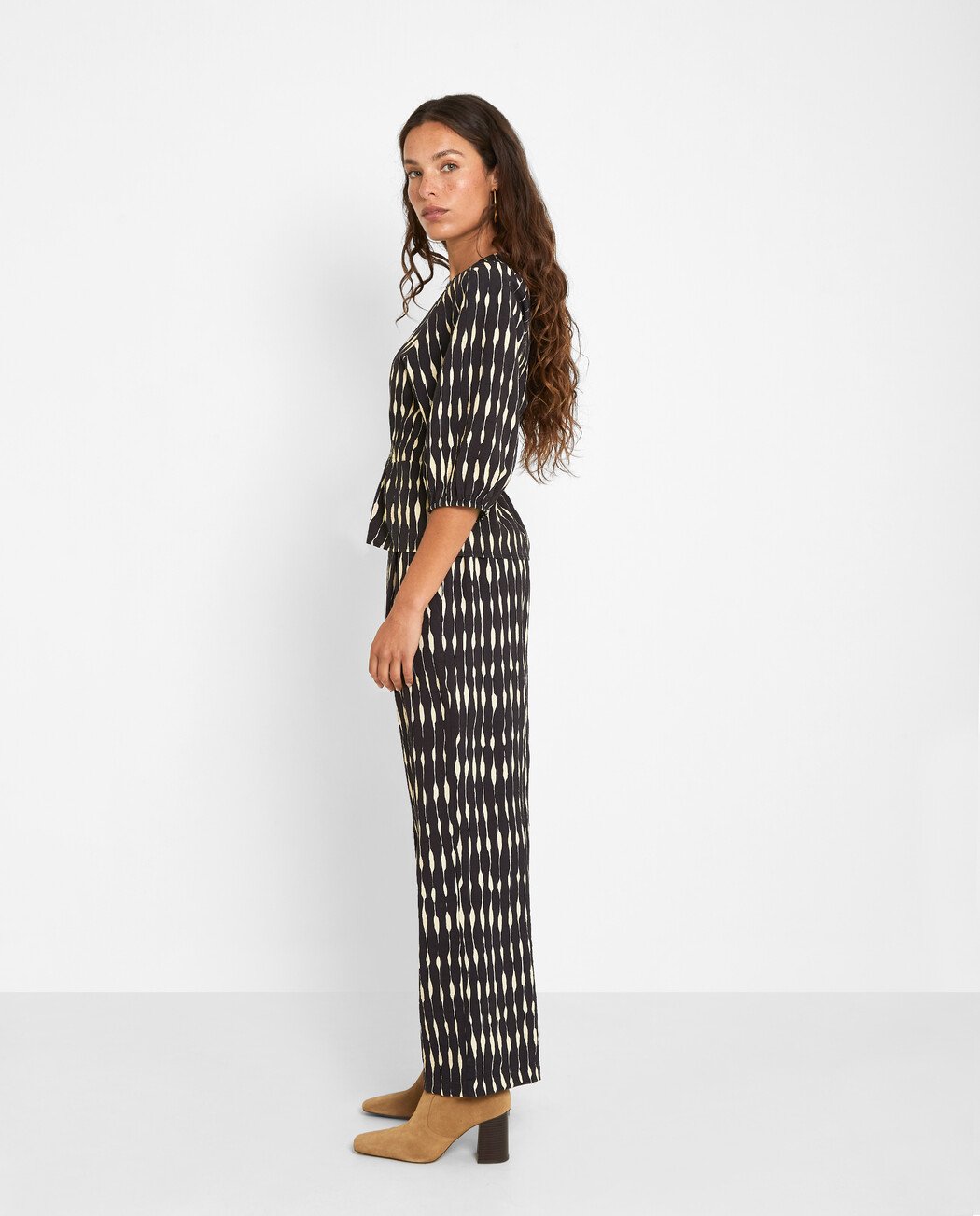 PANTALÓN ESTAMPADO TIE DYE