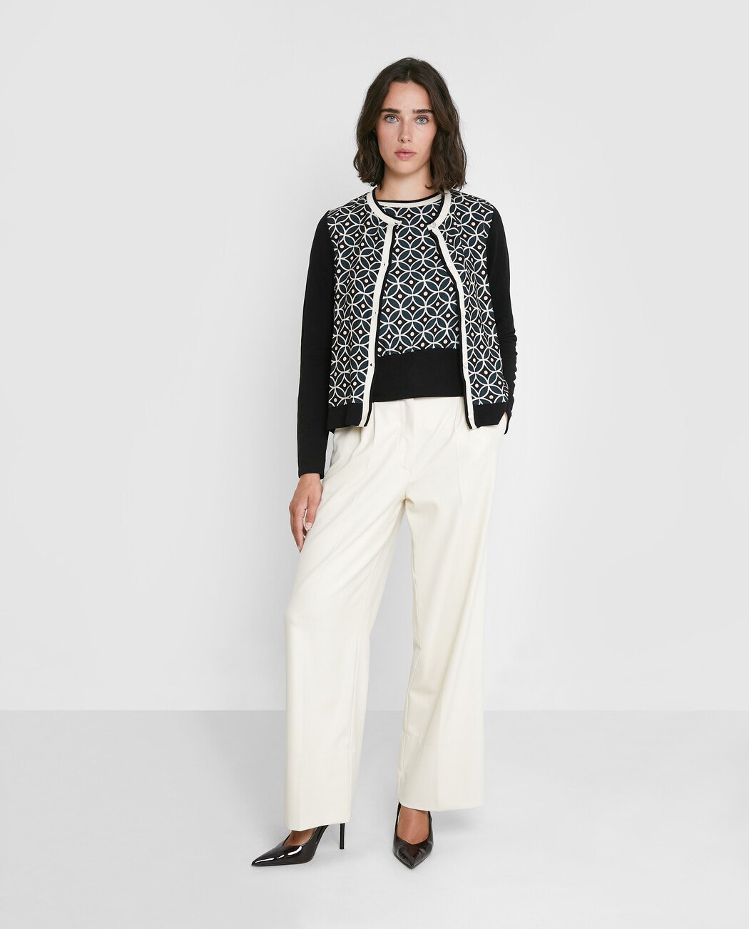 CHAQUETA ESTAMPADA