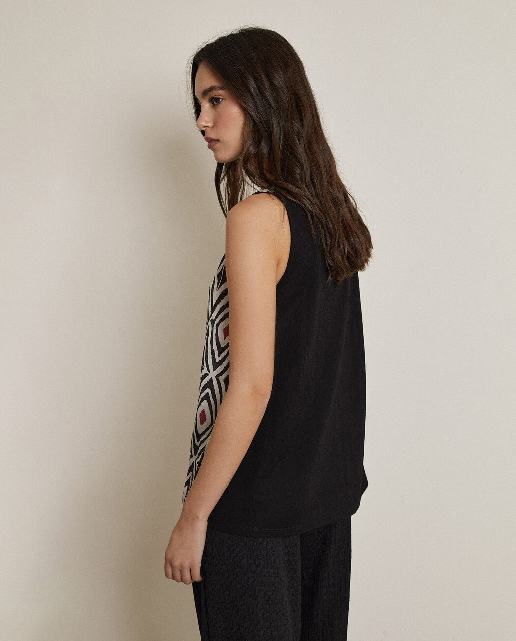 CAMISETA PICO ESTAMPADA