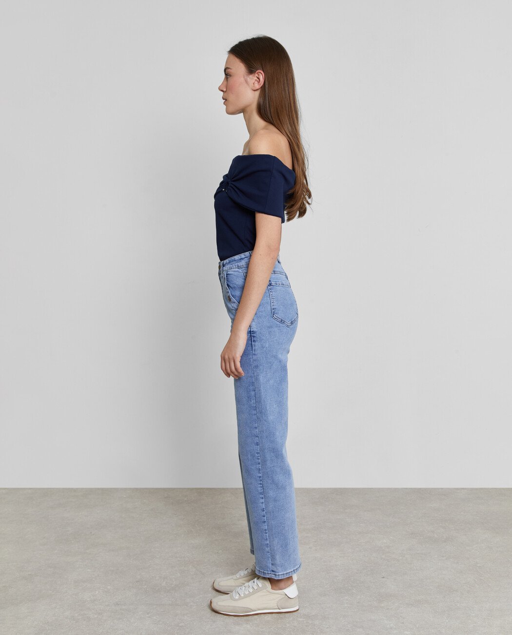PANTALÓN VAQUERO BOTONES