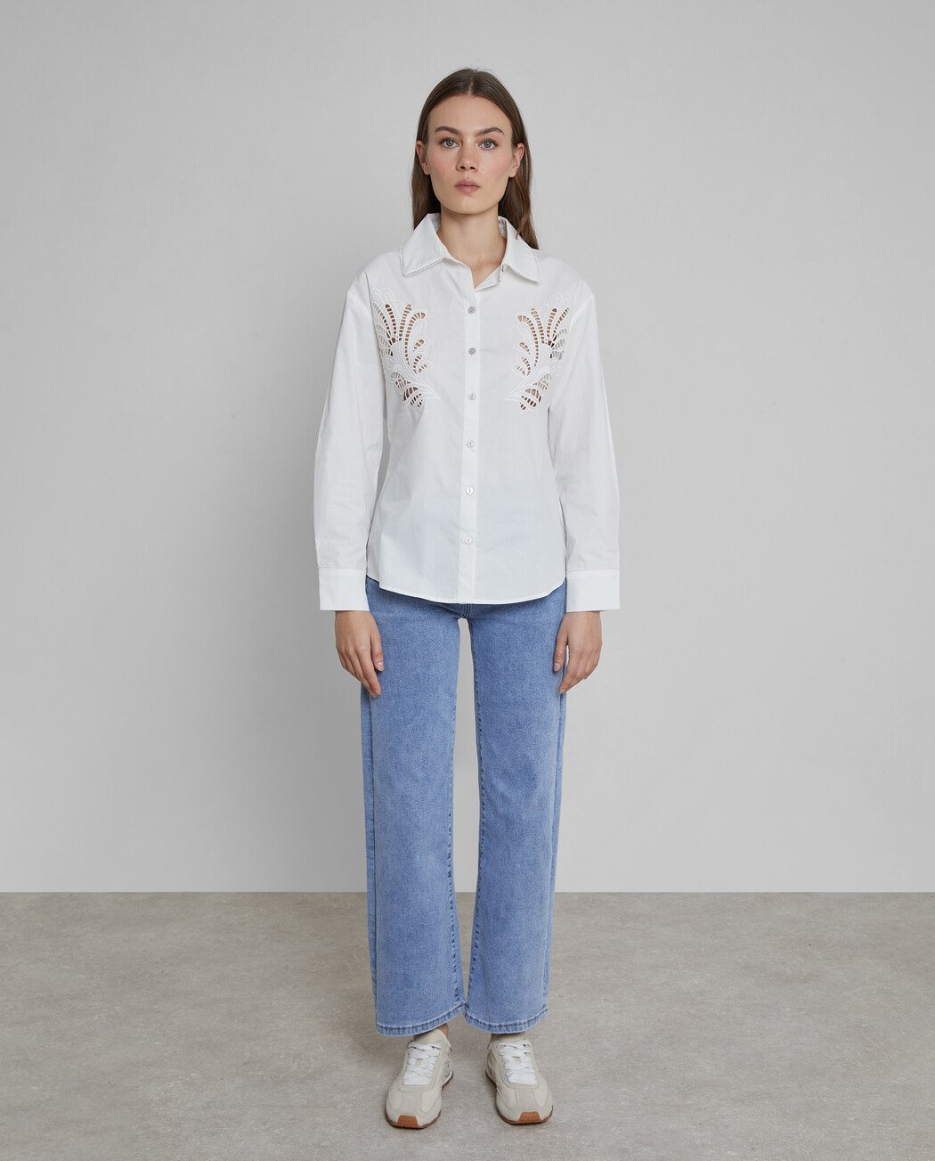 PANTALÓN VAQUERO BOTONES