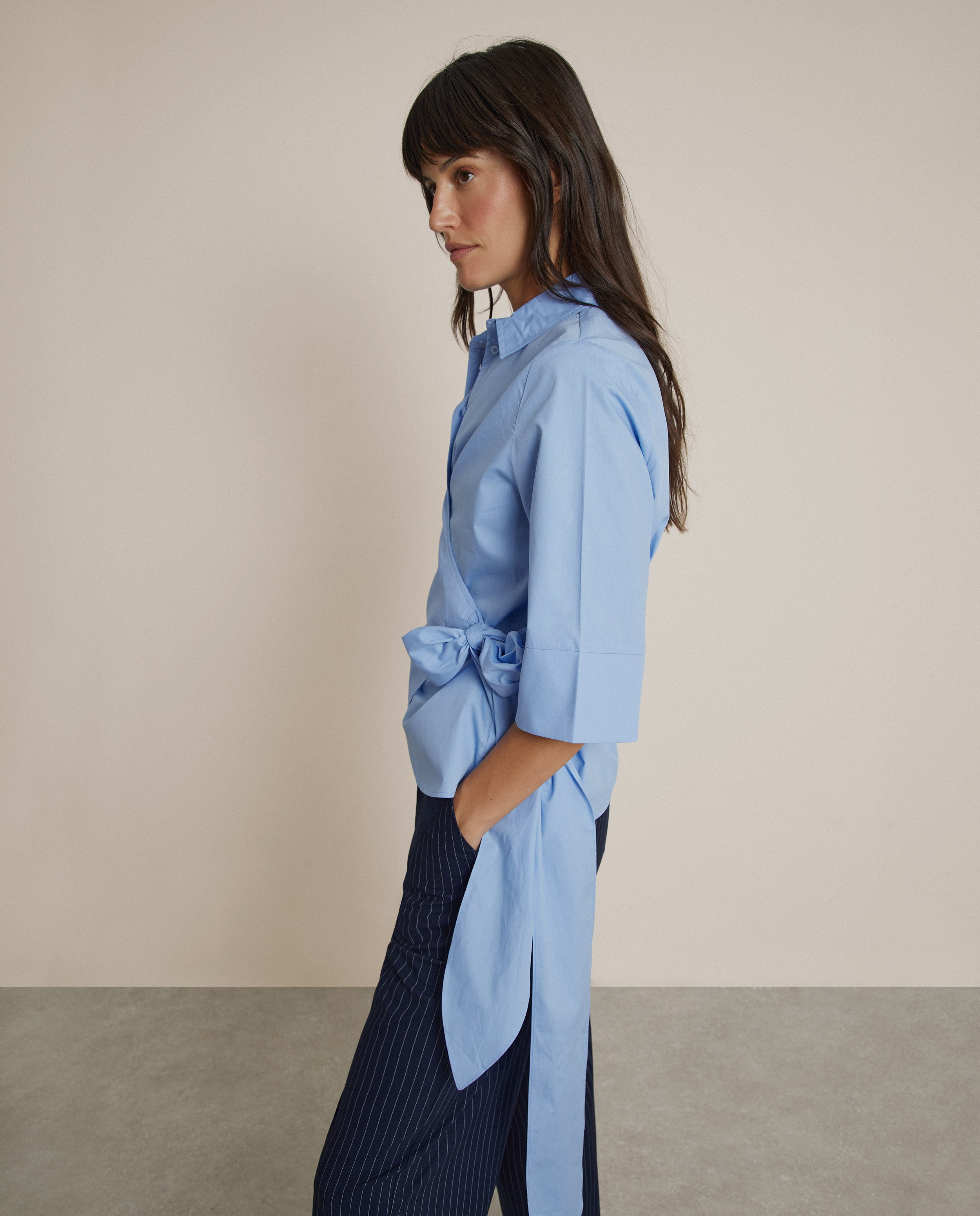 BLUSA CIERRE LATERAL