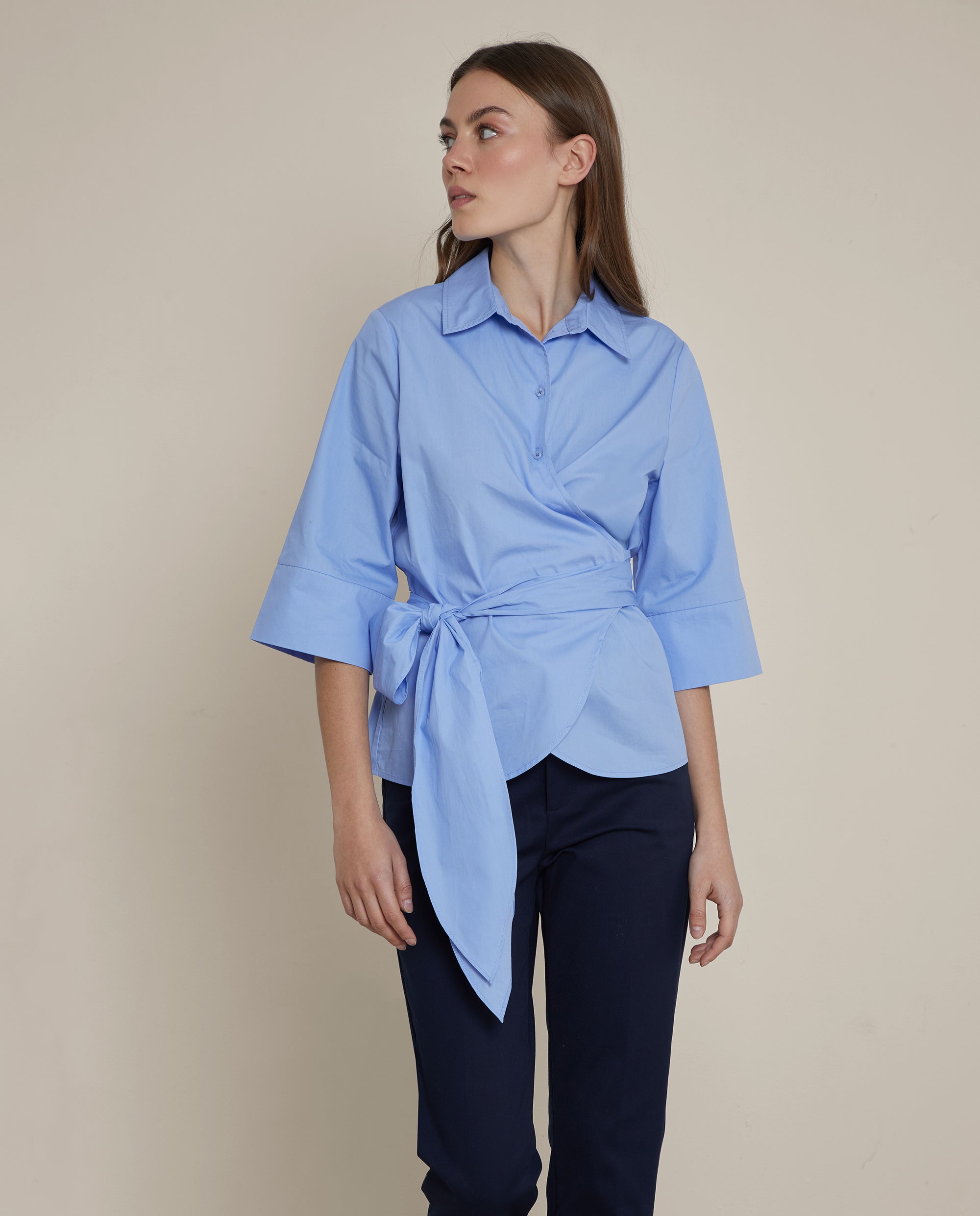 BLUSA CIERRE LATERAL