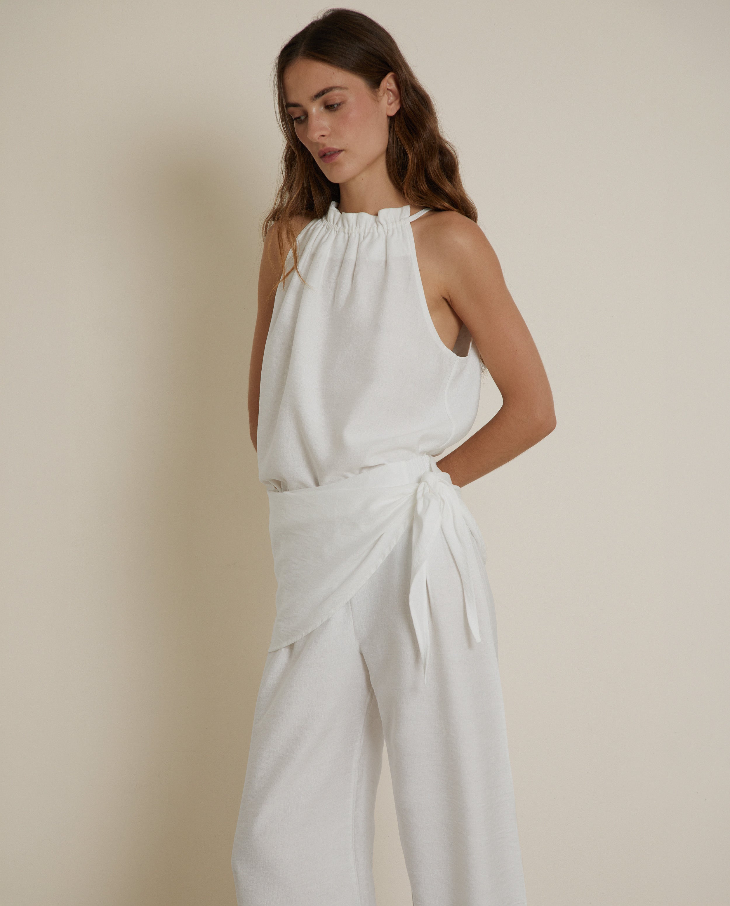 TOP HALTER