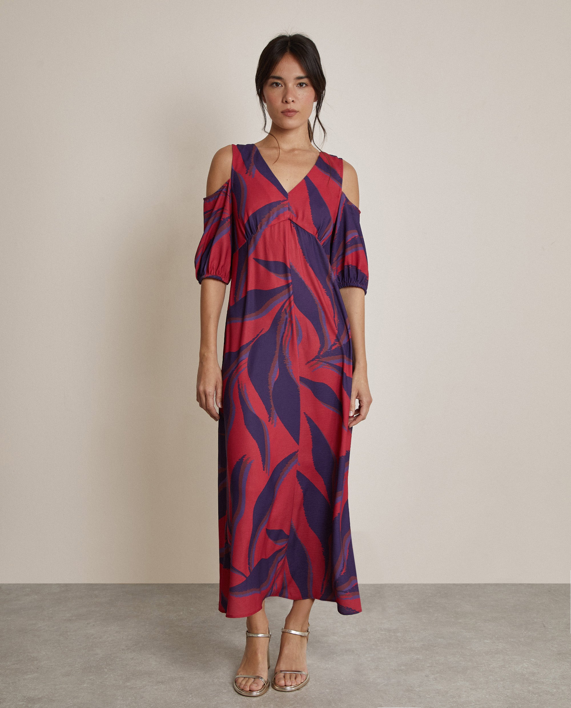 VESTIDO MANGAS CUT OUT