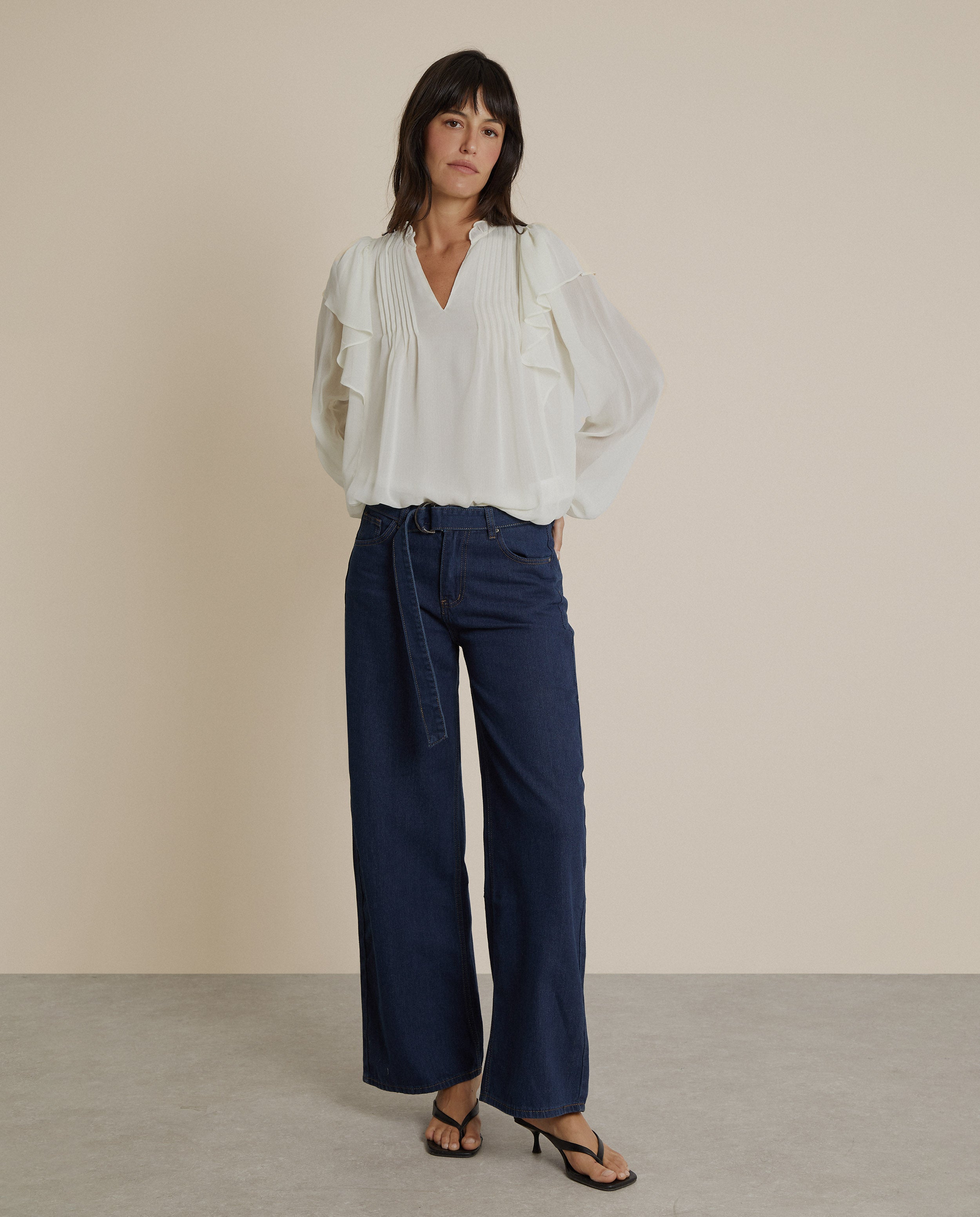 BLUSA FLUIDA CON VOLANTES