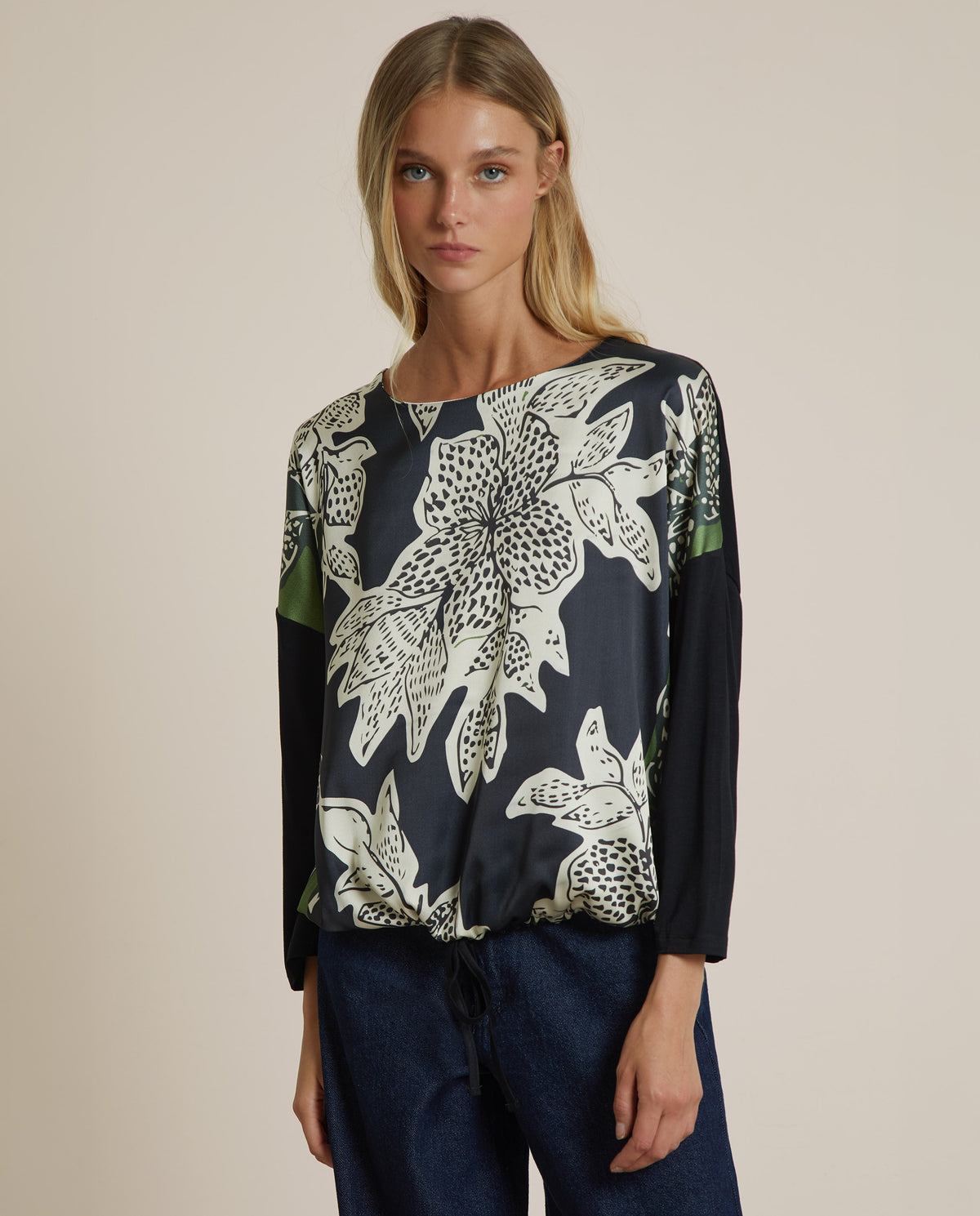 CAMISETA ESTAMPADO FLORAL