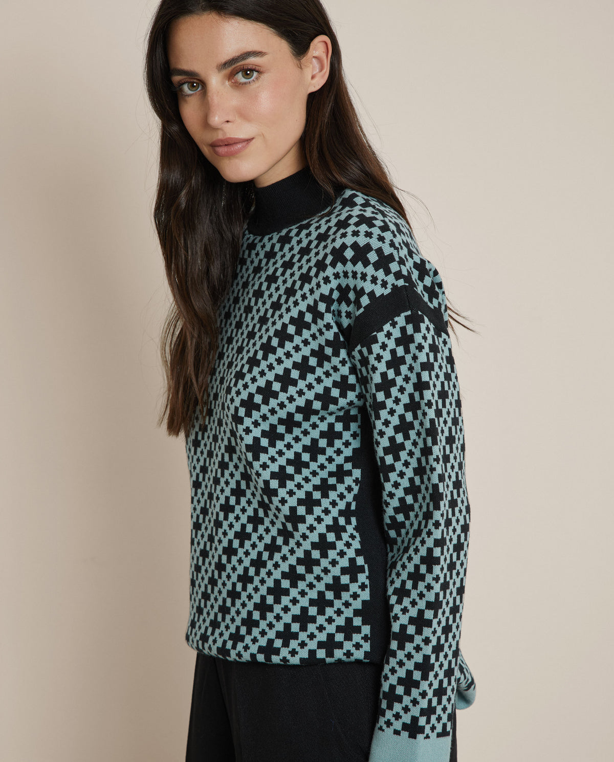 JERSEY JACQUARD GEOMÉTRICO