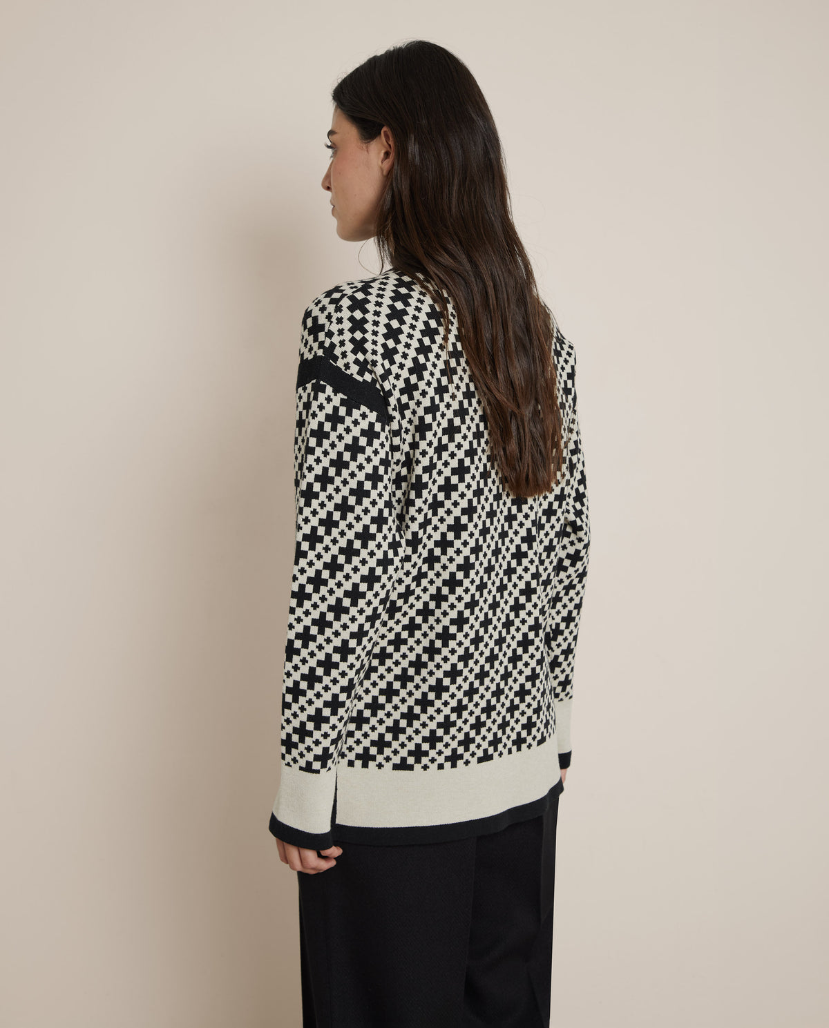 JERSEY JACQUARD GEOMÉTRICO
