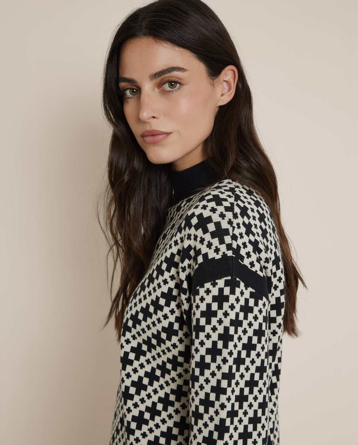 JERSEY JACQUARD GEOMÉTRICO