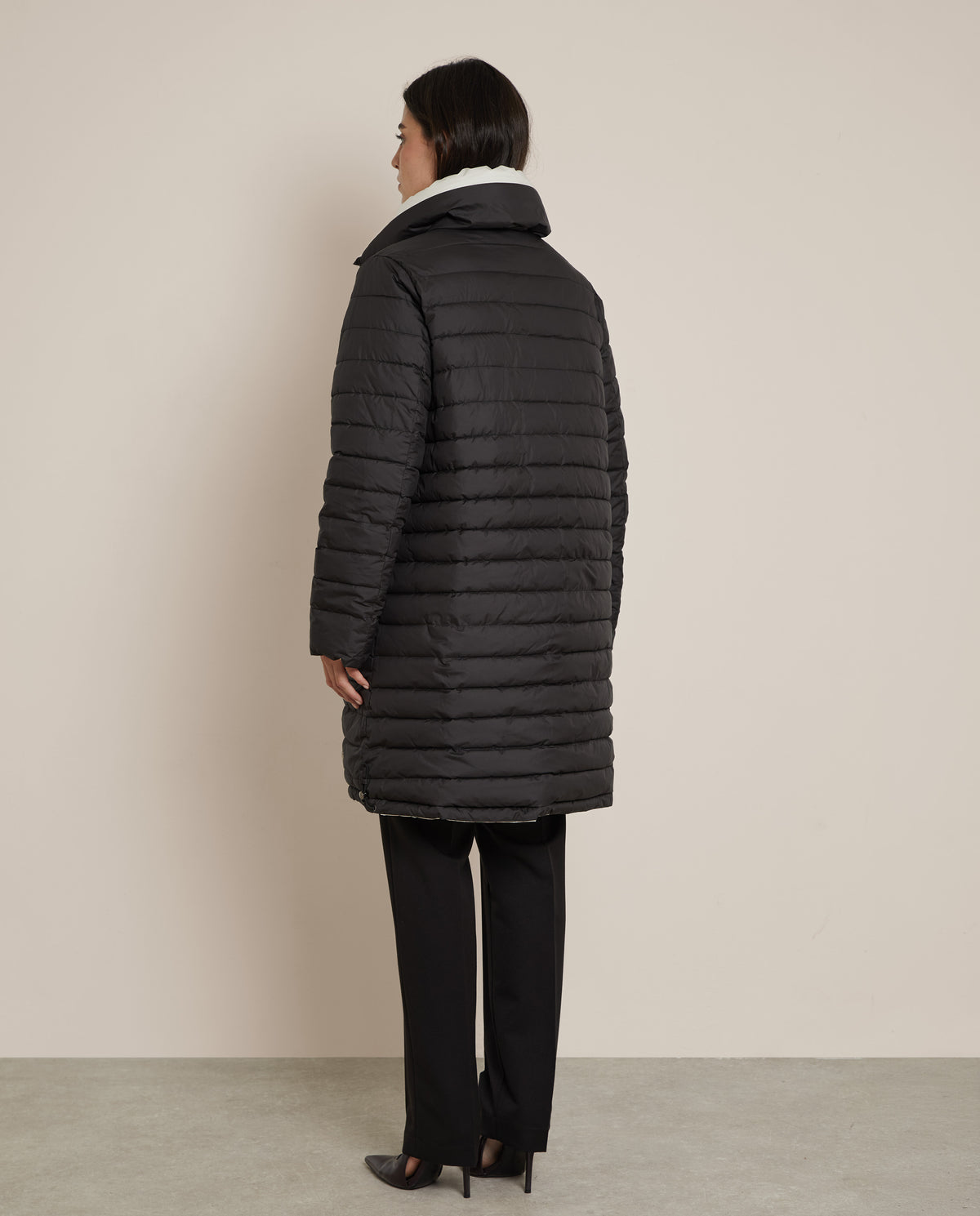 ABRIGO ACOLCHADO LARGO REVERSIBLE