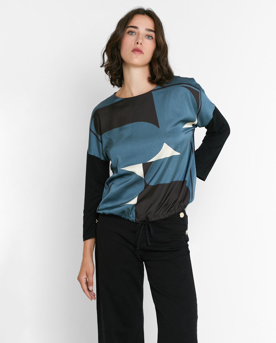 CAMISETA CÍRCULAR