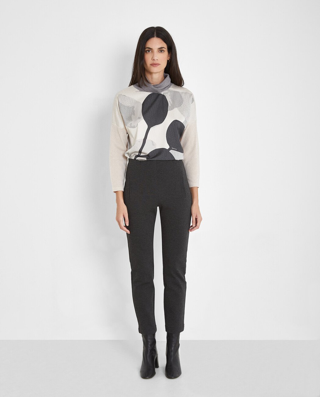 PANTALÓN ELÁSTICO RECTO
