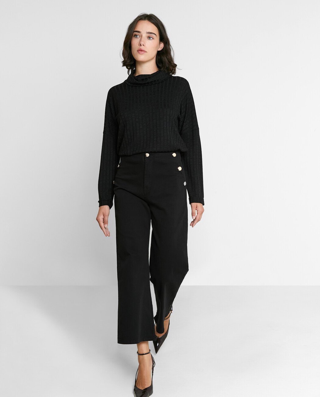 PANTALÓN BOTONES