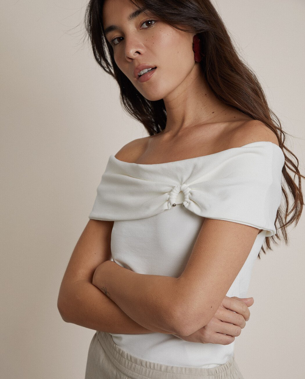 CAMISETA ESCOTE BARDOT