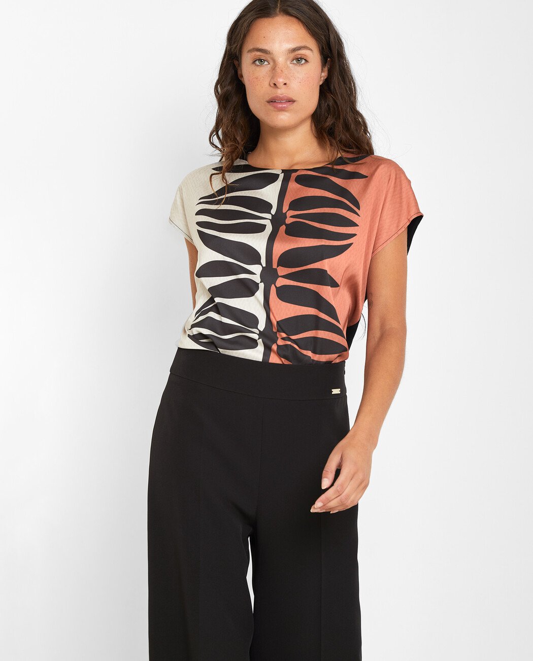 CAMISETA ESTAMPADA