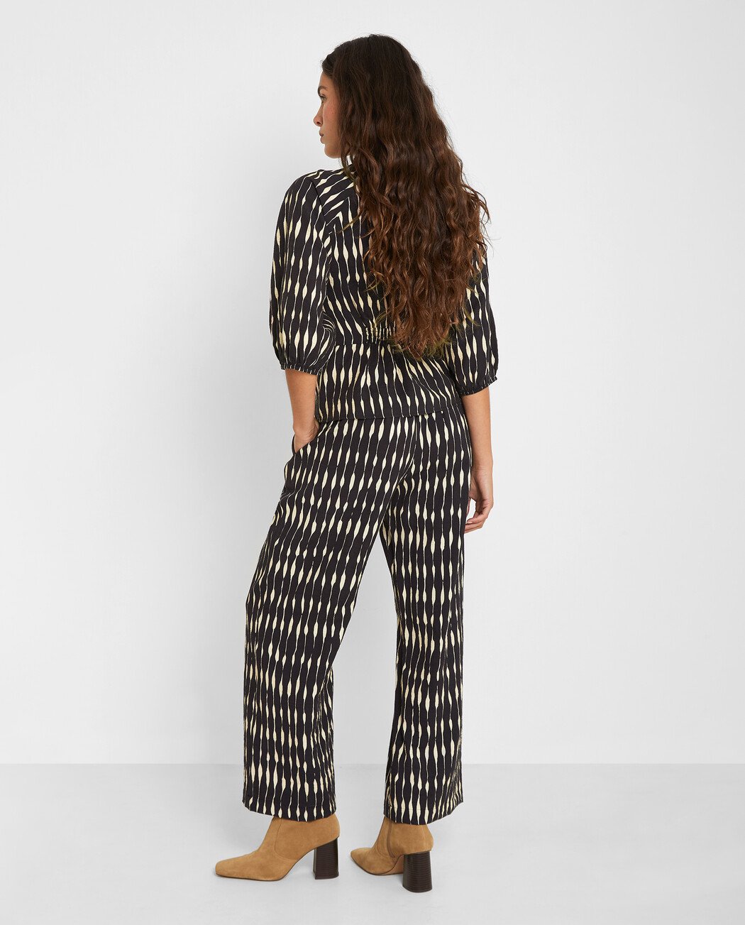 PANTALÓN ESTAMPADO TIE DYE