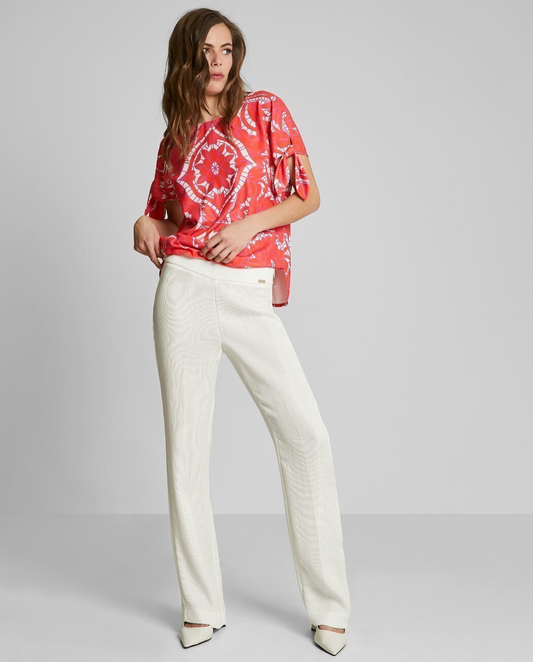 PANTALÓN CON ESTRUCTURA